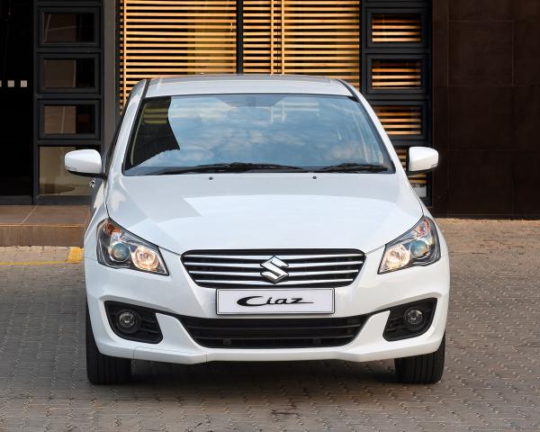 Фото Suzuki Ciaz I Седан