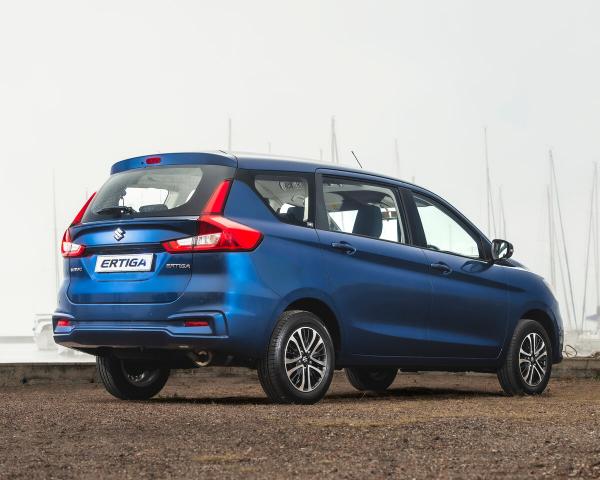 Фото Suzuki Ertiga II Рестайлинг Компактвэн