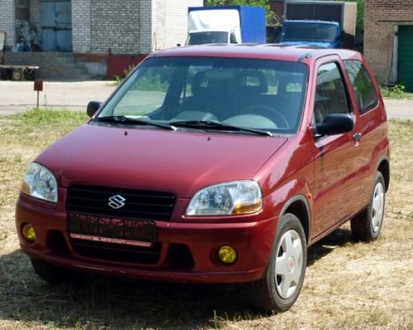 Фото Suzuki Ignis I (HT) Хэтчбек 3 дв.