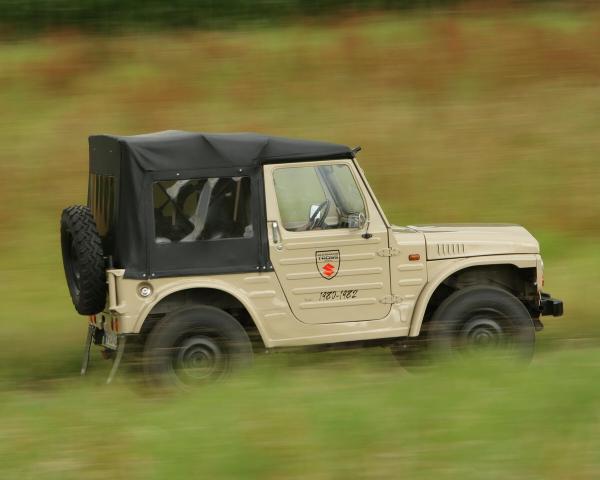 Фото Suzuki Jimny I Внедорожник 3 дв.