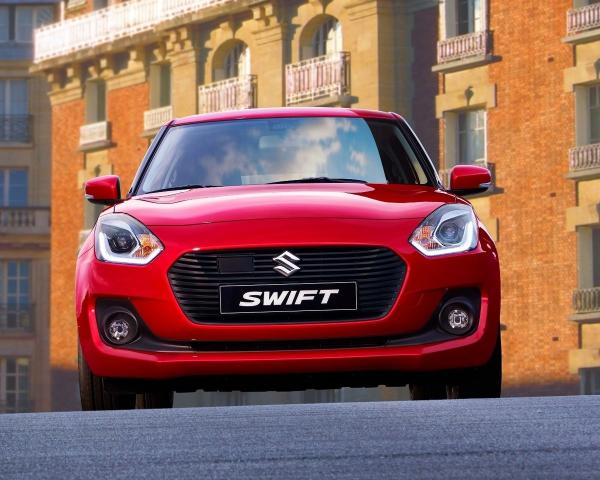 Фото Suzuki Swift V Хэтчбек 5 дв.