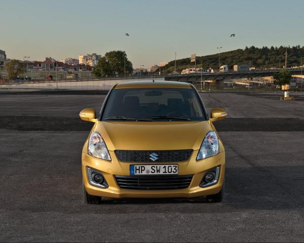 Фото Suzuki Swift IV Рестайлинг Хэтчбек 5 дв.