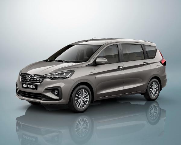 Фото Suzuki Ertiga II Компактвэн