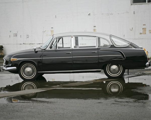 Фото Tatra T603 II Седан