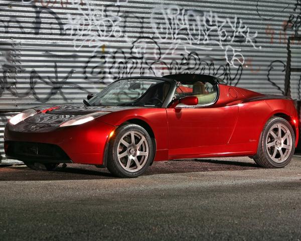 Фото Tesla Roadster I Родстер