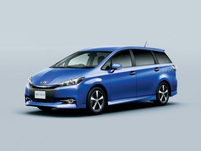 Фото Toyota Wish II Рестайлинг Минивэн