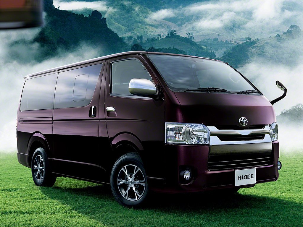 Фото Toyota HiAce H200 Рестайлинг