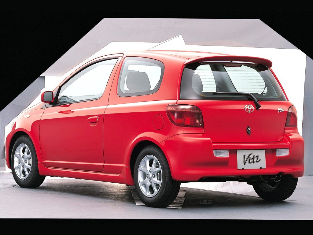 Фото Toyota Vitz I (P10)