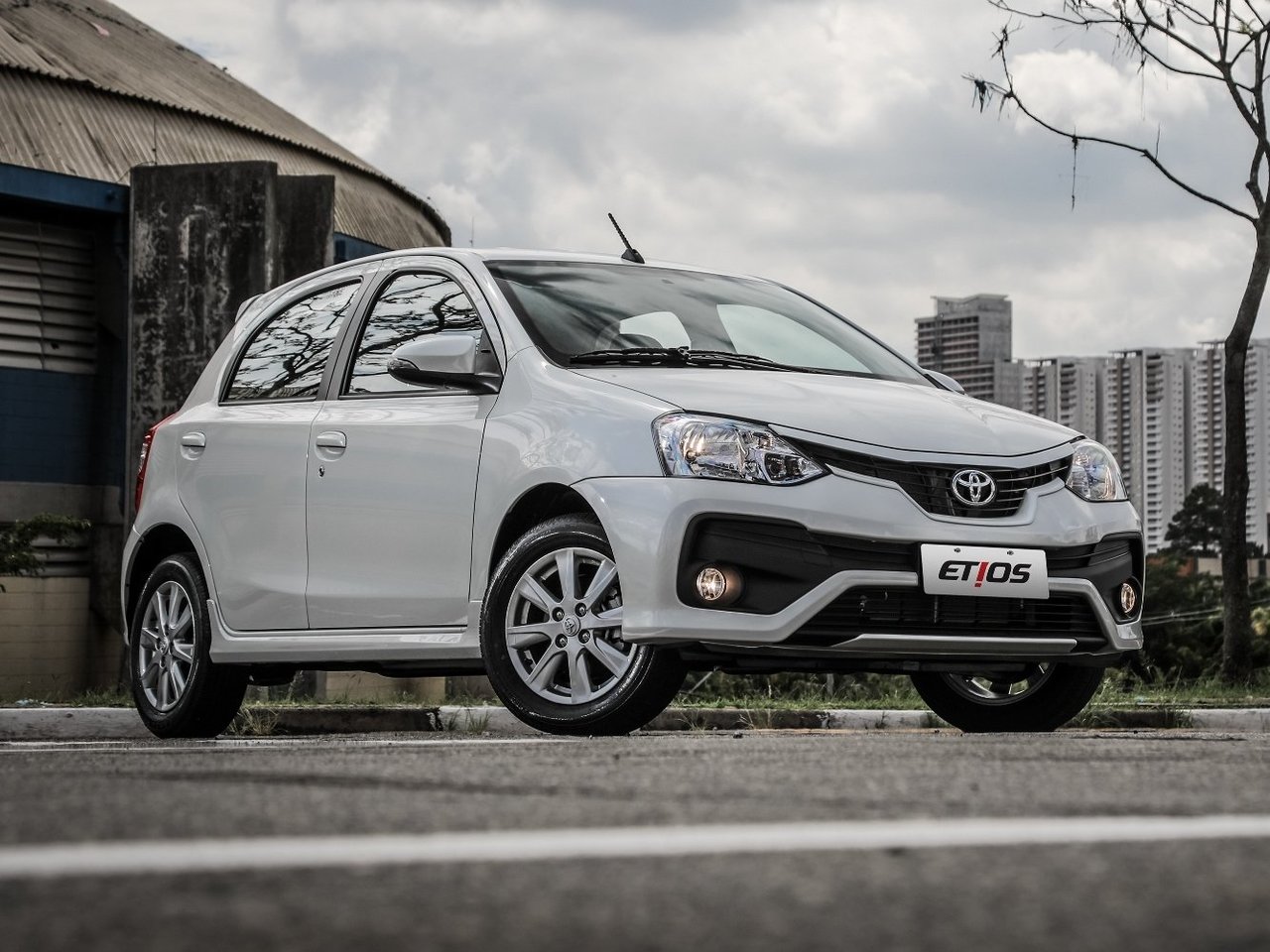 Фото Toyota Etios I Рестайлинг