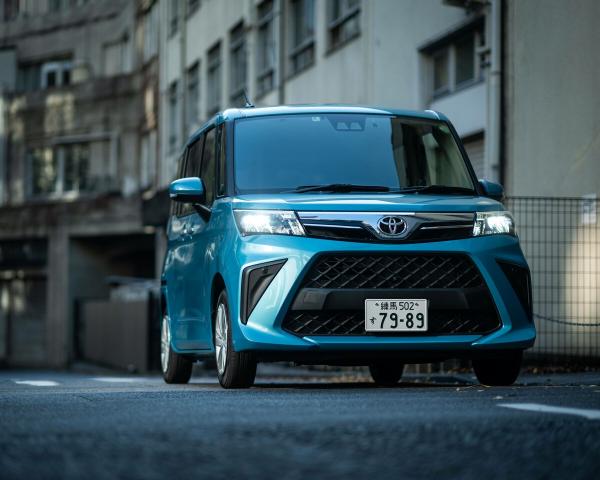 Фото Toyota Roomy I Рестайлинг Микровэн