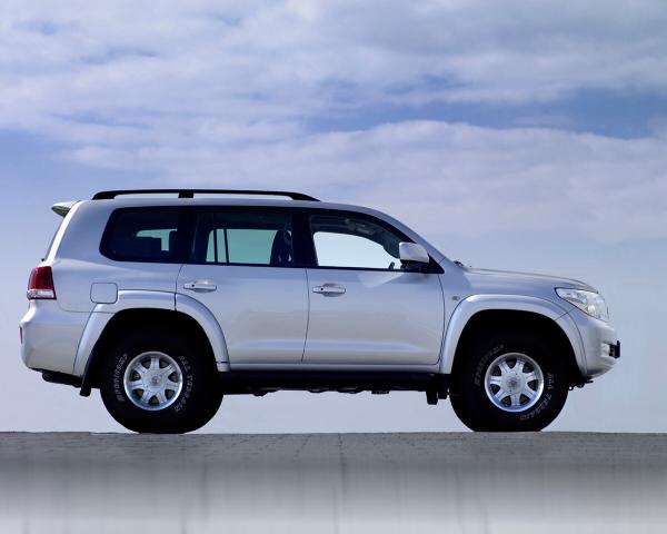 Фото Toyota Land Cruiser 200 Series Внедорожник 5 дв. Arctic Trucks