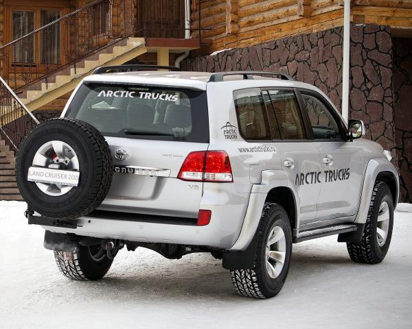 Фото Toyota Land Cruiser 200 Series Внедорожник 5 дв. Arctic Trucks