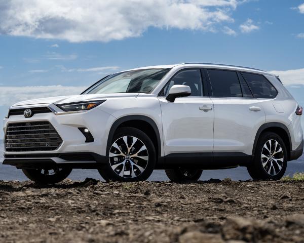 Фото Toyota Grand Highlander I Внедорожник 5 дв.