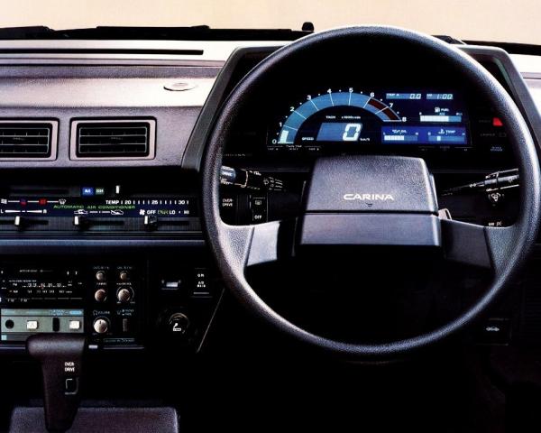 Фото Toyota Carina IV (T150) Седан