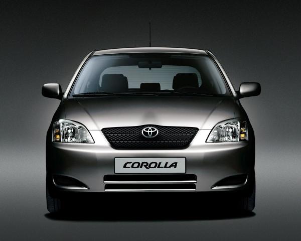 Фото Toyota Corolla IX (E120, E130) Хэтчбек 5 дв.