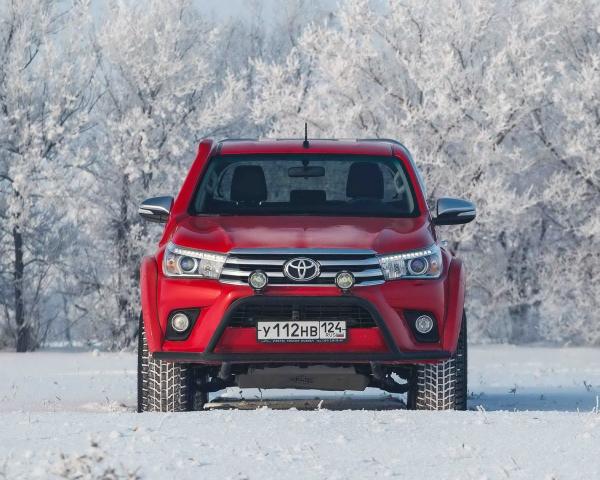 Фото Toyota Hilux VIII Пикап Двойная кабина Arctic Trucks