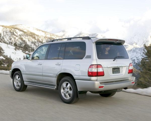 Фото Toyota Land Cruiser 100 Series Рестайлинг 2 Внедорожник 5 дв.