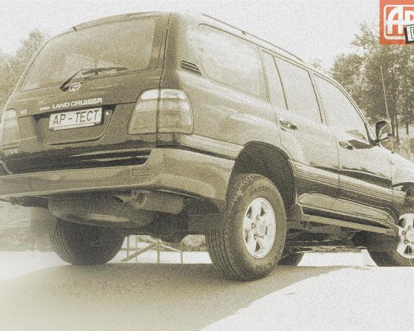 Фото Toyota Land Cruiser 100 Series Внедорожник 5 дв.