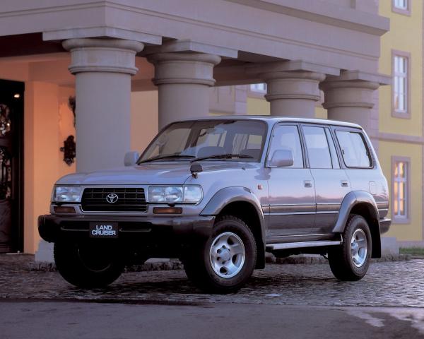 Фото Toyota Land Cruiser 80 Series Рестайлинг Внедорожник 5 дв.