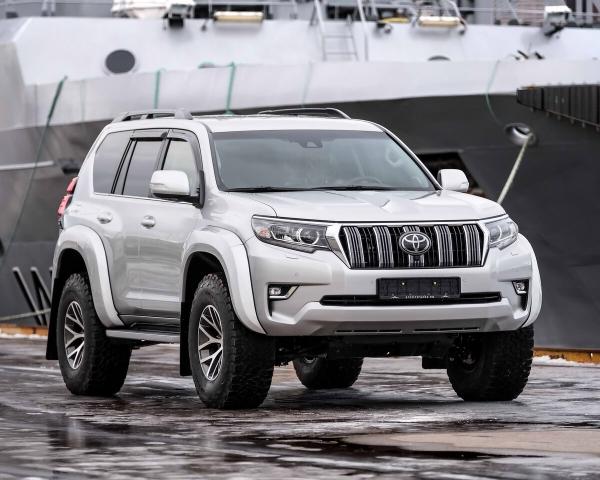 Фото Toyota Land Cruiser Prado 150 Series Рестайлинг 2 Внедорожник 5 дв. Arctic Trucks