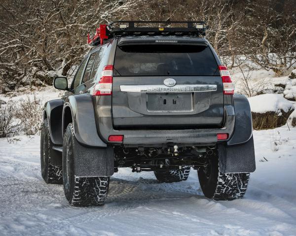 Фото Toyota Land Cruiser Prado 150 Series Рестайлинг 2 Внедорожник 5 дв. Arctic Trucks