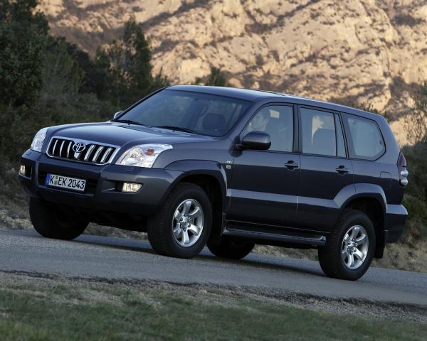 Фото Toyota Land Cruiser Prado 120 Series Рестайлинг Внедорожник 5 дв.