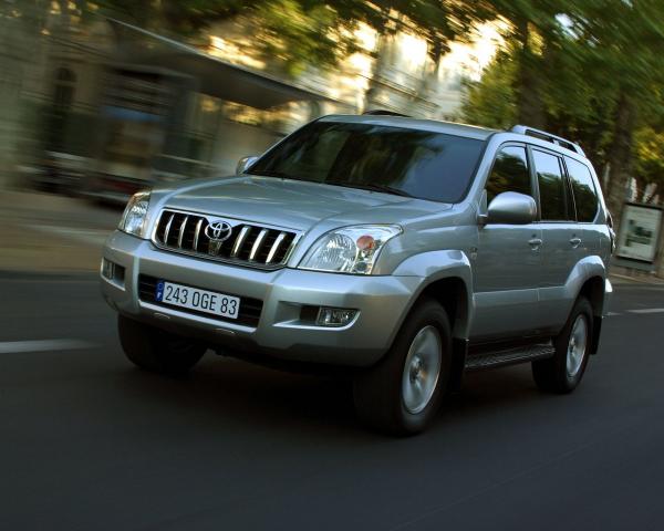 Фото Toyota Land Cruiser Prado 120 Series Внедорожник 5 дв.