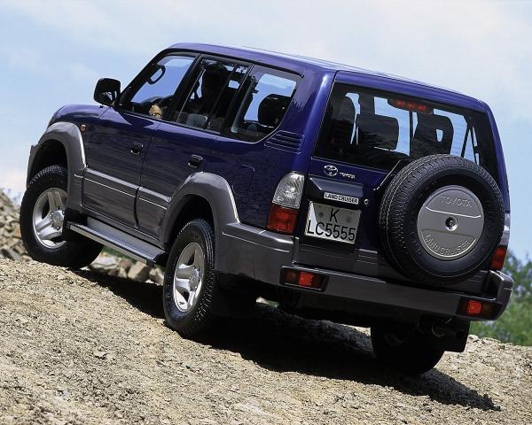 Фото Toyota Land Cruiser Prado 90 Series Рестайлинг Внедорожник 5 дв.