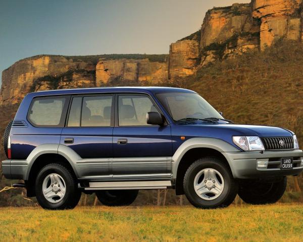 Фото Toyota Land Cruiser Prado 90 Series Рестайлинг Внедорожник 5 дв.