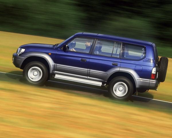 Фото Toyota Land Cruiser Prado 90 Series Внедорожник 5 дв.