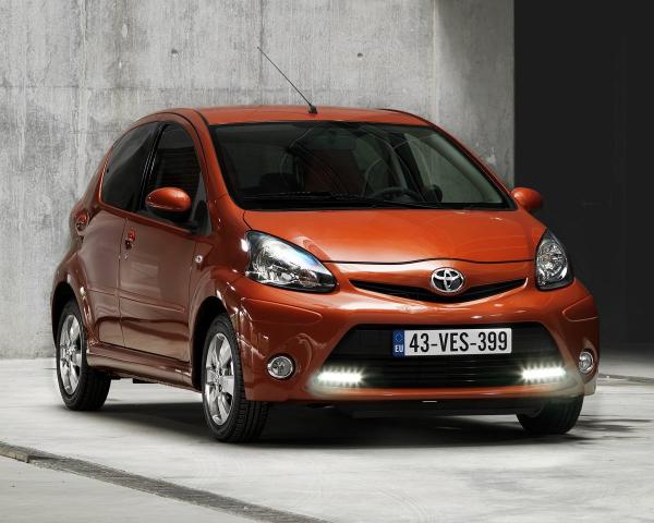 Фото Toyota Aygo I Рестайлинг 2 Хэтчбек 5 дв.