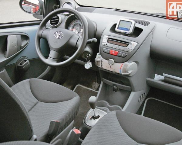 Фото Toyota Aygo I Хэтчбек 5 дв.