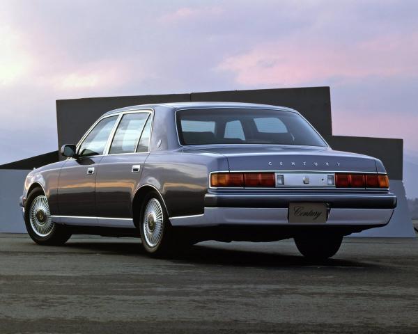 Фото Toyota Century II (G50) Седан