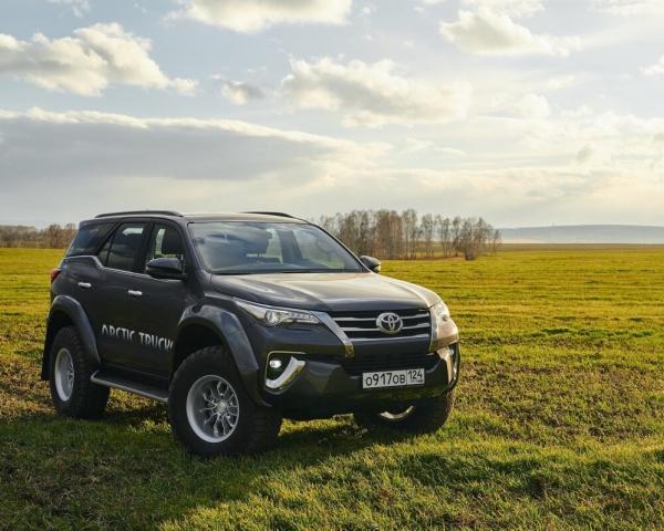 Фото Toyota Fortuner II Внедорожник 5 дв. Arctic Trucks