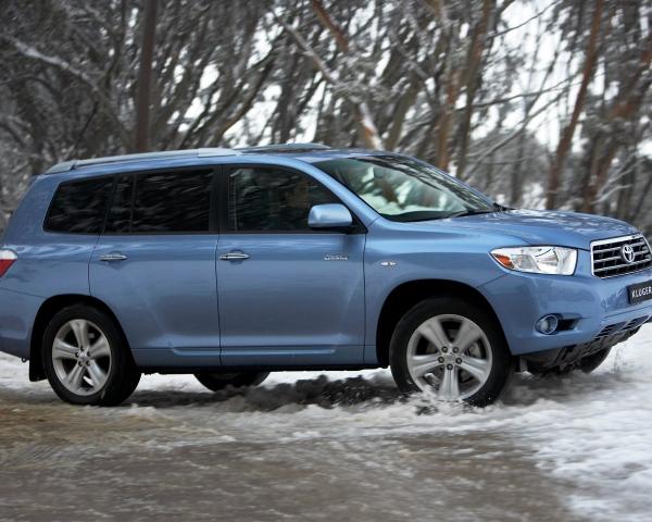 Фото Toyota Kluger II (XU40) Внедорожник 5 дв.