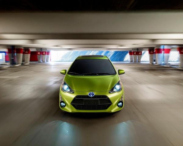 Фото Toyota Prius c I Рестайлинг Хэтчбек 5 дв.