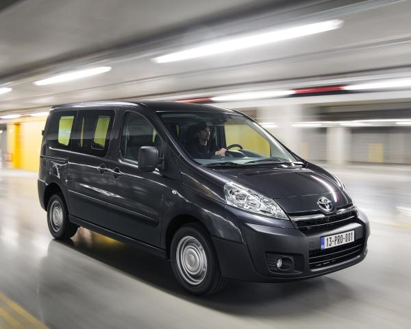 Фото Toyota ProAce I Минивэн