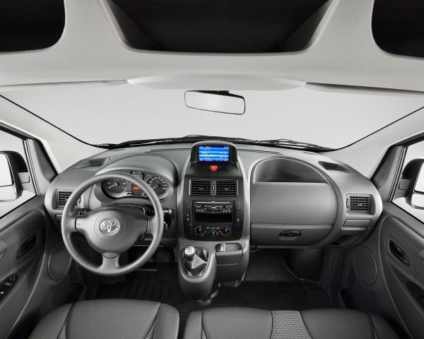 Фото Toyota ProAce I Минивэн