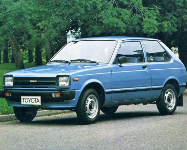 Фото Toyota Starlet II (P60) Хэтчбек 3 дв.