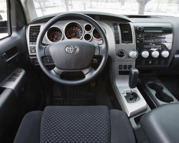 Фото Toyota Tundra II Пикап Двойная кабина CrewMax