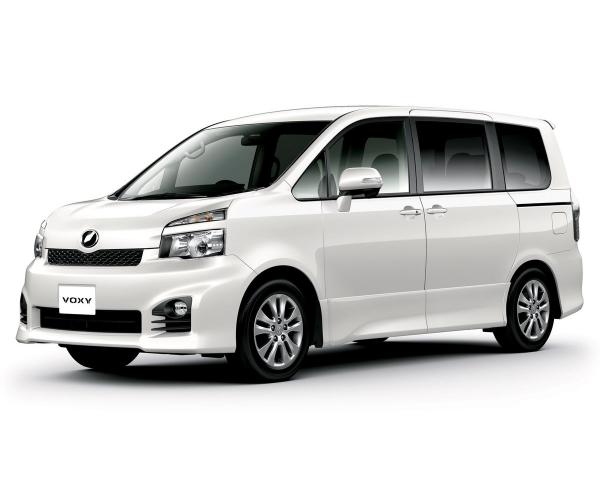 Фото Toyota Voxy II (R70) Рестайлинг Минивэн