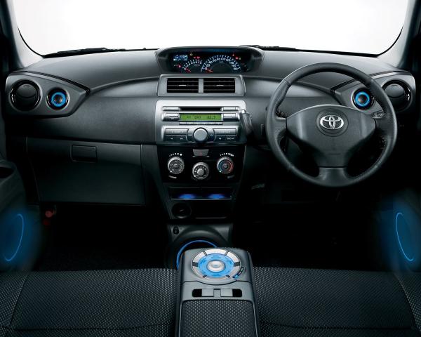 Фото Toyota bB II Компактвэн