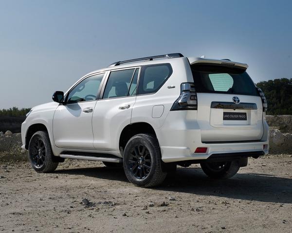 Фото Toyota Land Cruiser Prado 150 Series Рестайлинг 3 Внедорожник 5 дв.