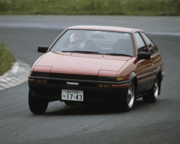 Фото Toyota Sprinter Trueno IV (AE85/AE86) Хэтчбек 3 дв.