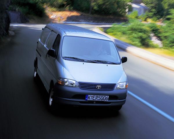 Фото Toyota HiAce XH10 Фургон