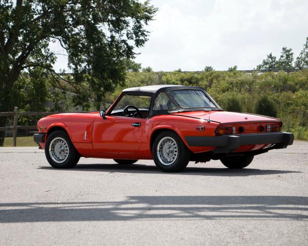 Фото Triumph Spitfire 1500 Родстер