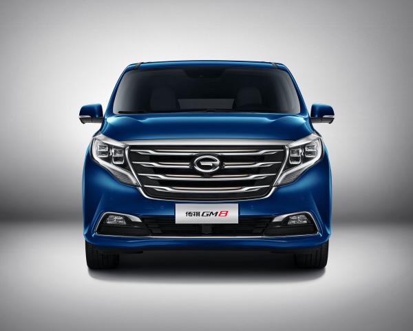 Фото Trumpchi GM8 I Минивэн