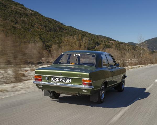 Фото Vauxhall Viva HB Седан 2 дв.