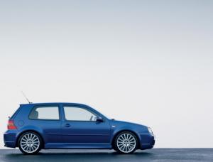 Фото Volkswagen Golf R32 IV