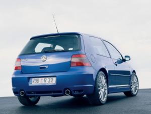 Фото Volkswagen Golf R32 IV